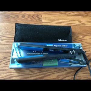 Sola Professional 1 1/4” Ceramic Flat Iron